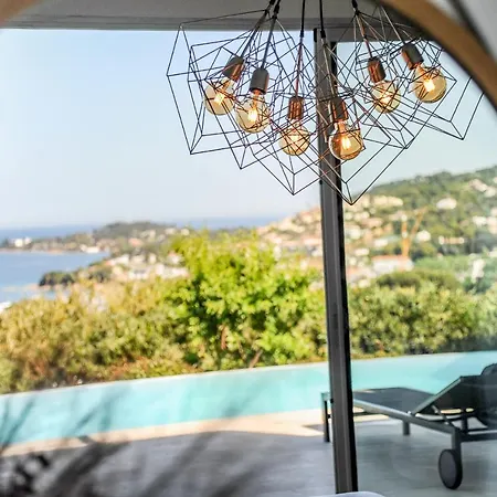 Giulia, D'exception, Piscine Vue - *